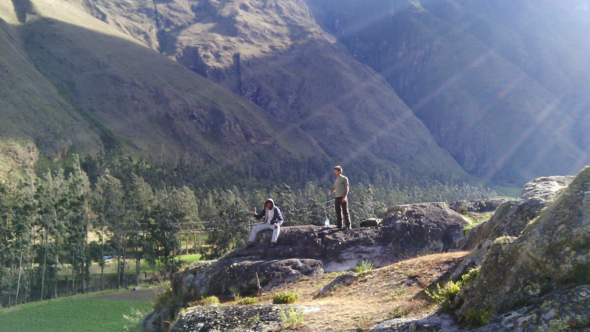 Willy y Luca. Por acá perdí los lentes.