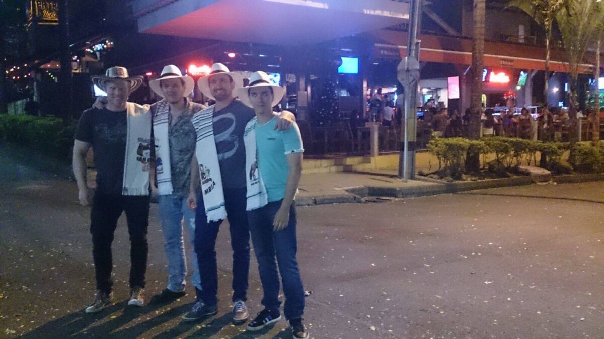 En MedellÃn con mis amigos.